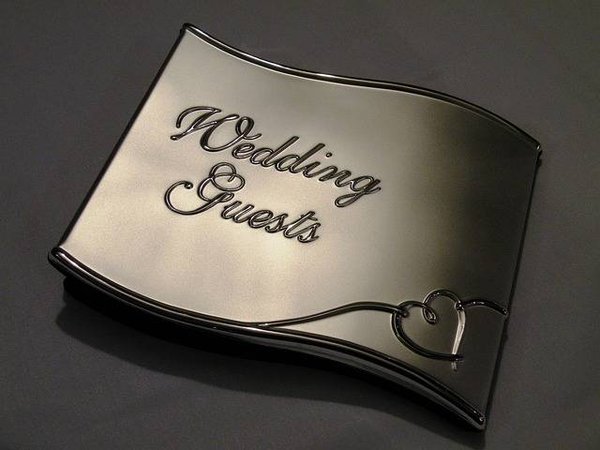 Comment gérer les réponses et les confirmations de ses invités à son invitation ou à son faire-part de mariage ?